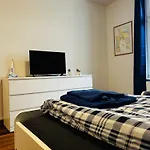 Kapitaenshaus An Der Warnow Mit Sauna 4* Rostock