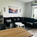 Kapitänshaus an der Warnow mit Sauna