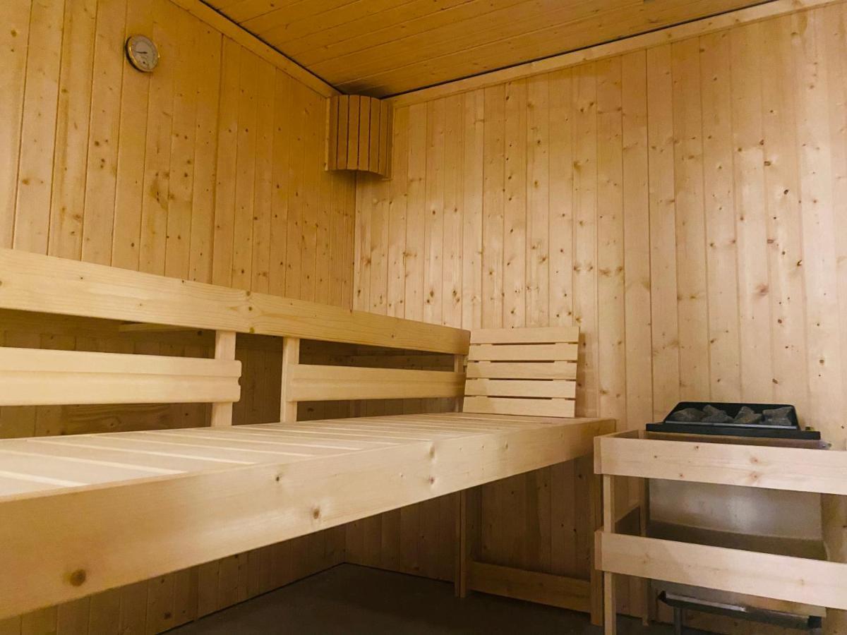 Kapitaenshaus An Der Warnow Mit Sauna * Rostock