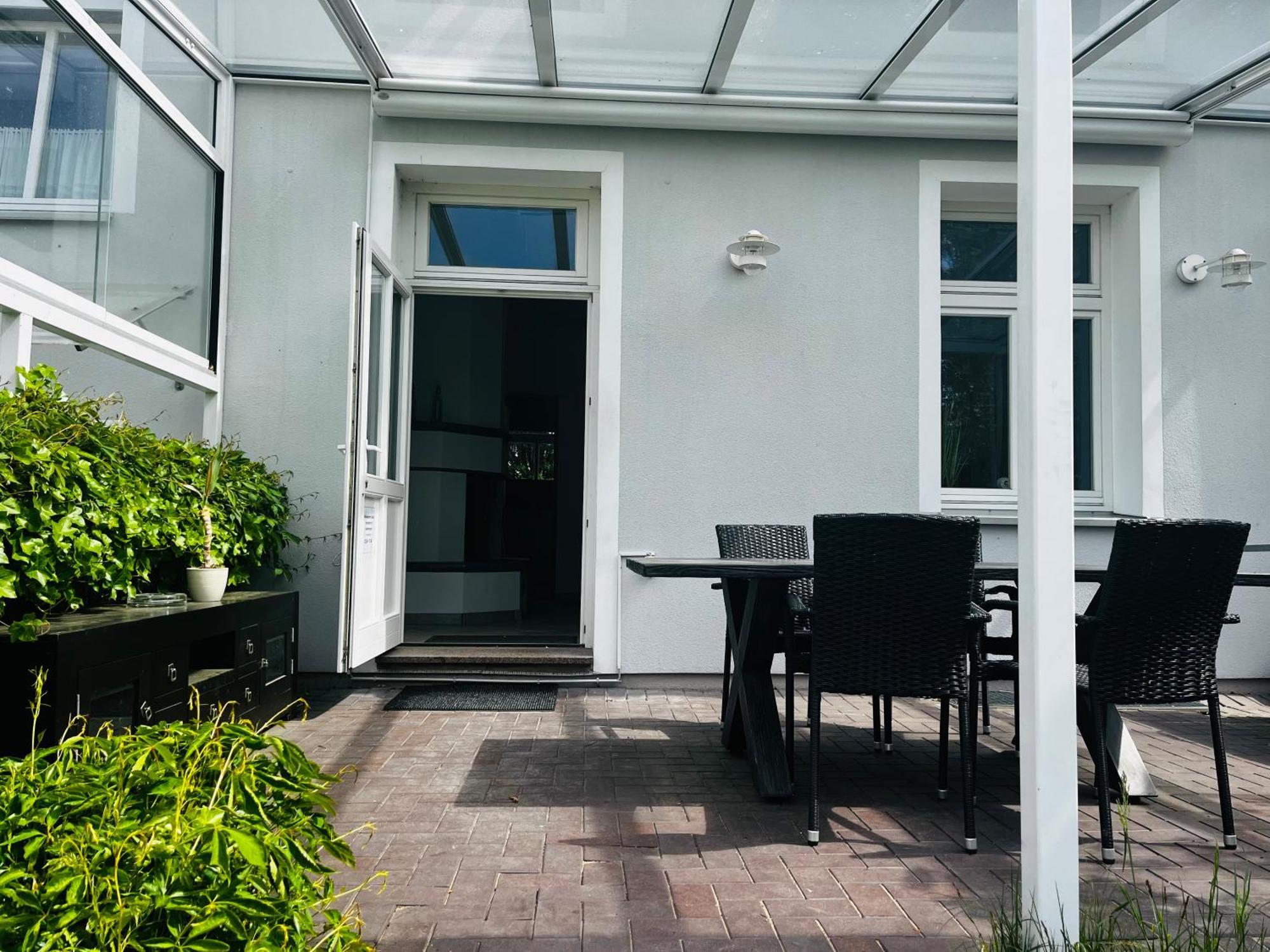 Kapitaenshaus An Der Warnow Mit Sauna Guest house Rostock